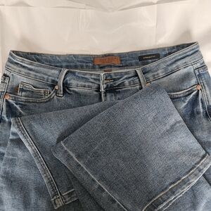 Judy Blue Women's Light Blue Straight Leg Jeans